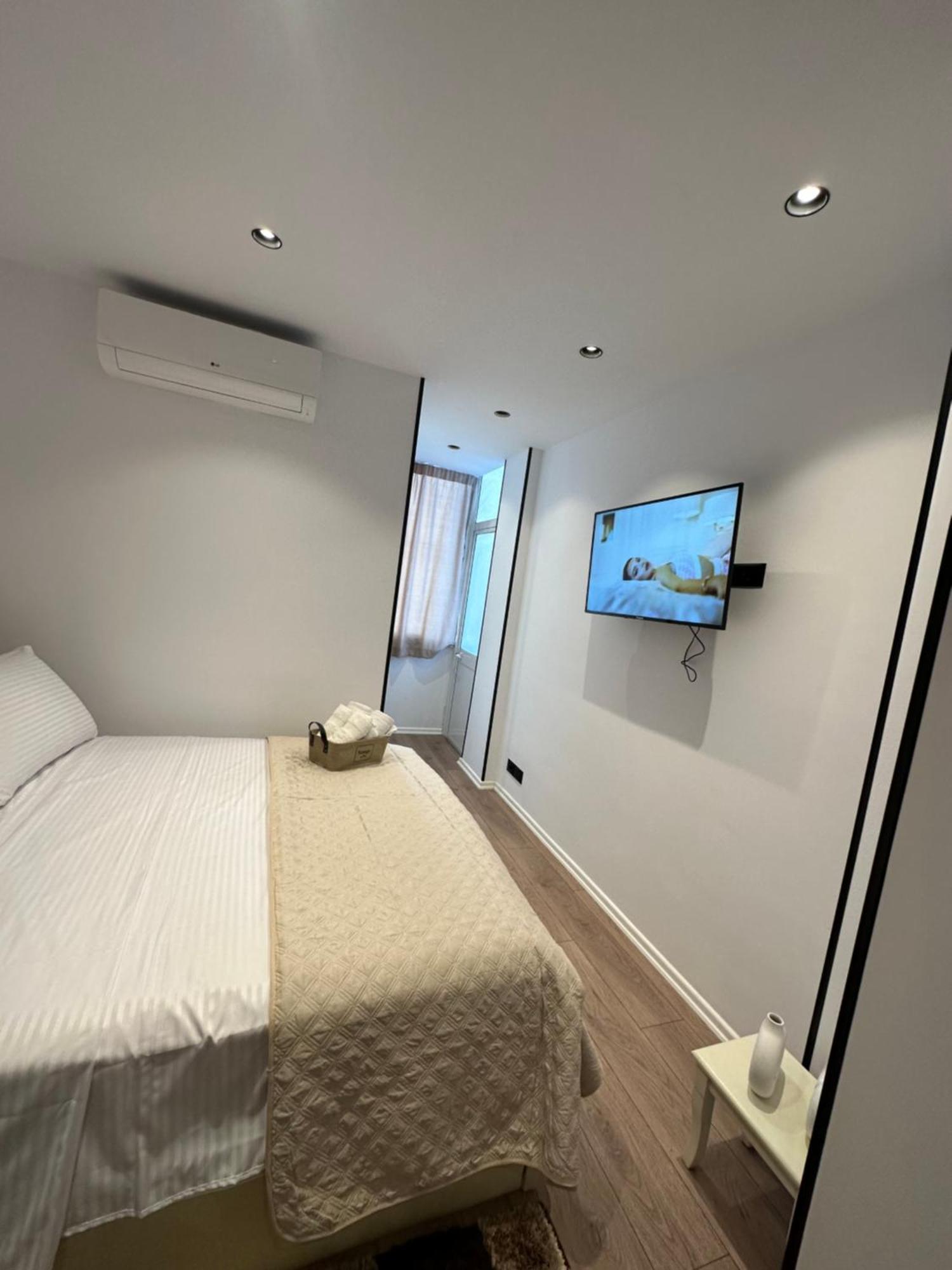 Heart Of Tirana Apartment Exterior photo